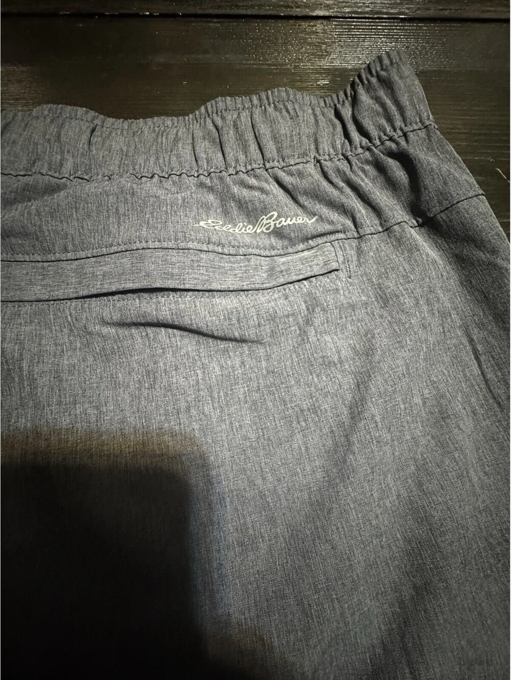 Eddie Bauer Mens Performance Shorts Gray Stretch Pull On 7” Inseam Pockets